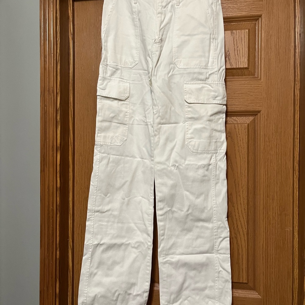 Women’s White Cargo Pants